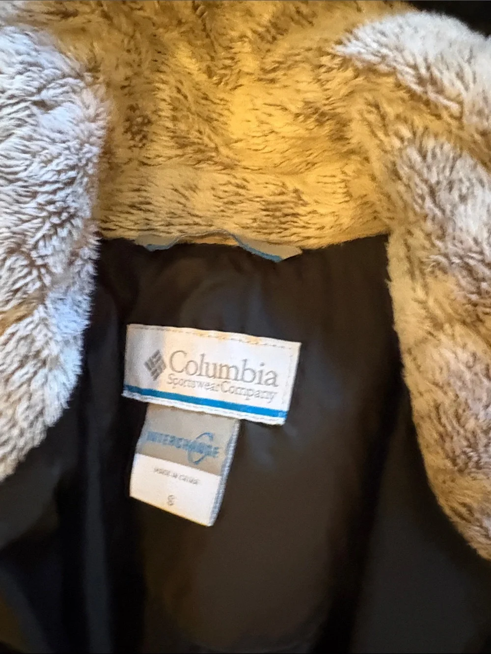 Columbia Black Hooded Ski Jacket with Faux Fur Lining